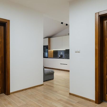 Luxury Apartments Uzhorod Exterior photo